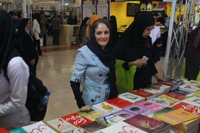 http://aamout.persiangig.com/image/00-94/940221/001.jpg
